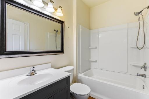 852 Ashland Avenue, Saint Paul, MN 55104
