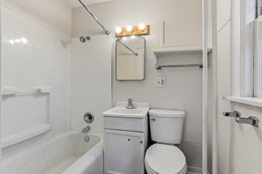 852 Ashland Avenue, Saint Paul, MN 55104