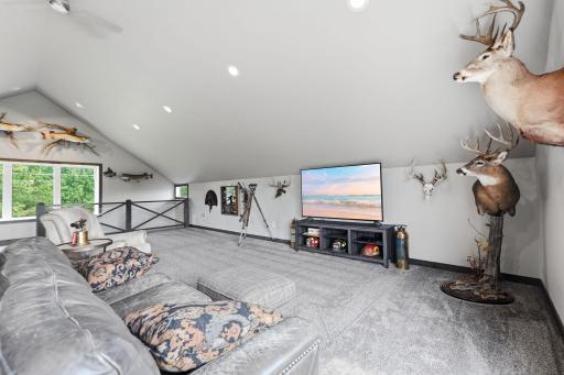 93-web-or-mls-DSC08798_with_tv.jpg