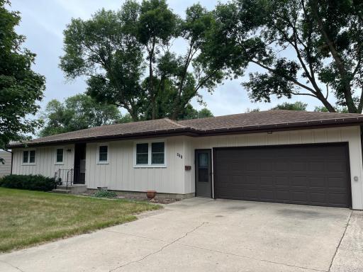 631 19th Street, Windom, MN 56101