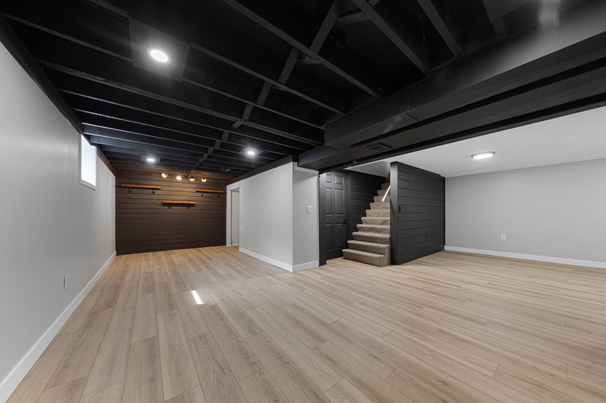 35_30 family room_lower.jpg