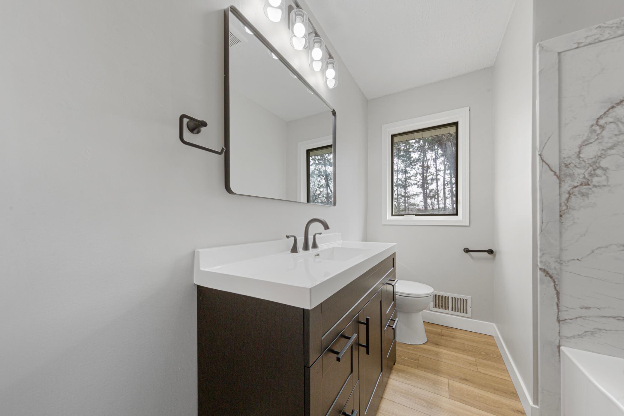 27_23 bathroom.jpg