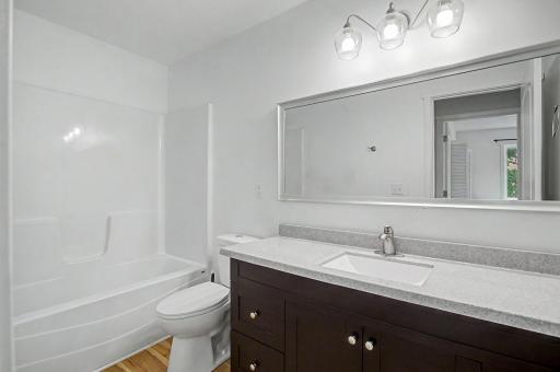 953 Wilson ave Saint Paul , MN-10.jpg