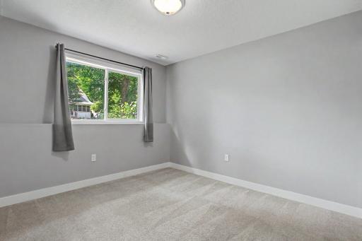 953 Wilson ave Saint Paul , MN-21.jpg