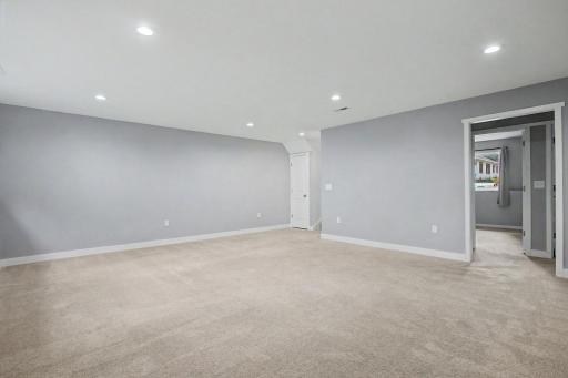 953 Wilson ave Saint Paul , MN-16.jpg