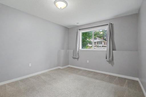 953 Wilson ave Saint Paul , MN-19.jpg