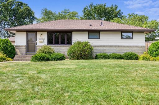 Photo for 10006 Chicago Avenue S, Bloomington, MN 55420 - listing #7127119 This is the kind of rambler that makes you appreciate how much a well-cared-for home can offer. Tucked onto a quiet street with no through traffic and just two blocks from a neighborhood park!