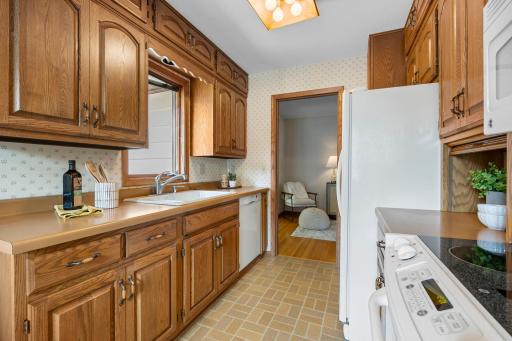 The kitchen keeps things efficient with a flowing galley layout.