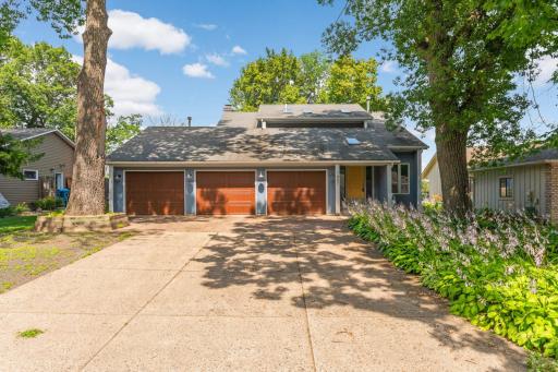 1407 Bay Point Drive SE, Forest Lake, MN 55025