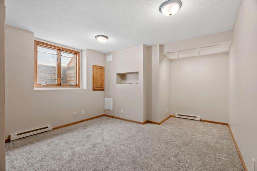 41-web-or-mls-1407 Bay Point Dr SE-41.jpg