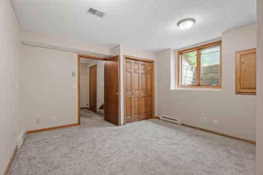 42-web-or-mls-1407 Bay Point Dr SE-42.jpg