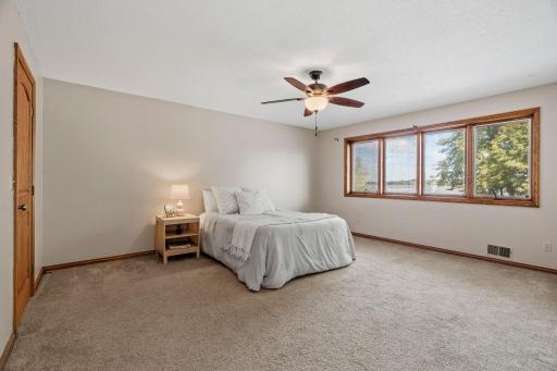 32-web-or-mls-1407 Bay Point Dr SE-32.jpg