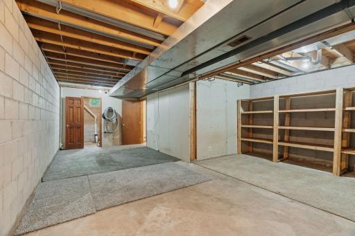46-web-or-mls-1407 Bay Point Dr SE-46.jpg