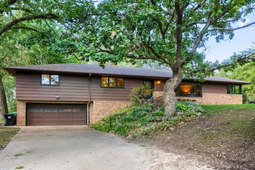 Photo for 332 Floral Drive W, Shoreview, MN 55126 - listing #7127124 332 Floral Drive W, Shoreview, MN 55126