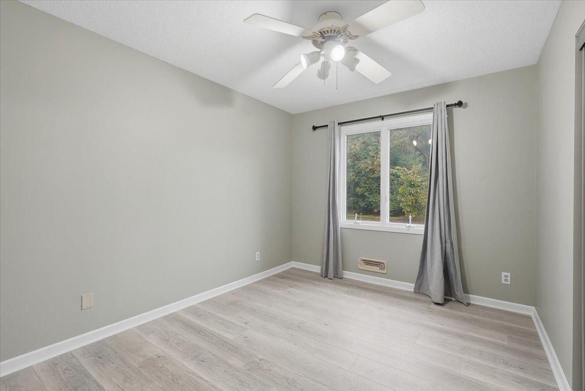 13-Bed 2.jpg
