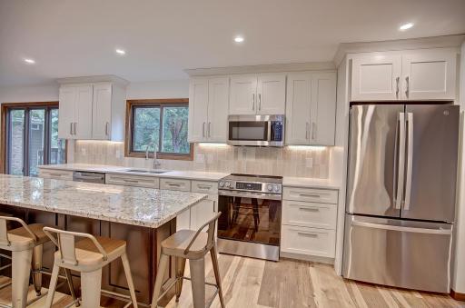 2400 Garland Lane N, Plymouth, MN 55447