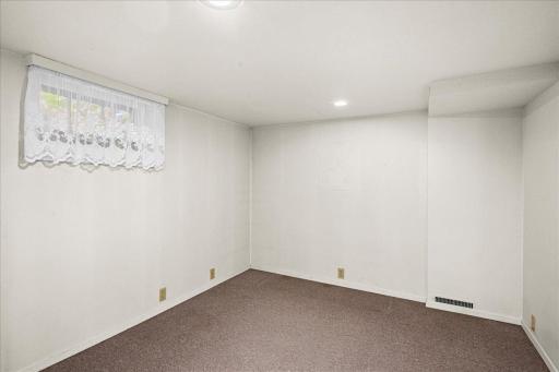33-W 7th Street-39 Den.jpg