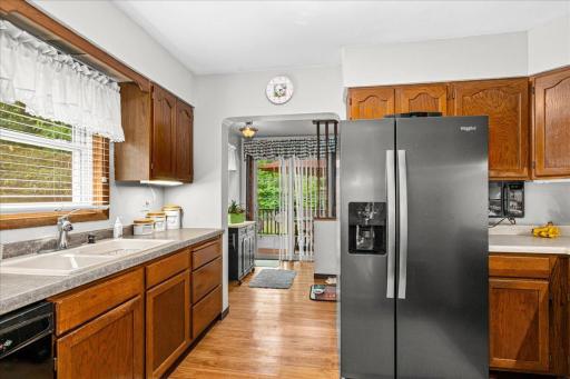27-W 7th Street-32 kitchen.jpg