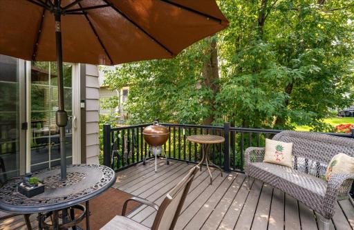 05-W 7th Street-10 deck 1.jpg
