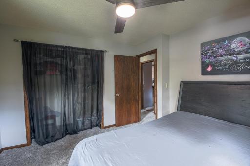1321 2nd Ave S-12.jpg