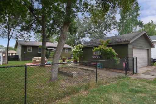 1321 2nd Ave S-34.jpg