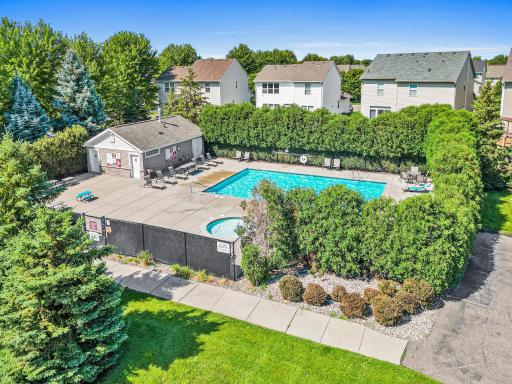 Riverside Field residents also enjoy nearby walking trails, wetlands, parks, tennis courts, an outdoor community pool that is only a few blocks away!