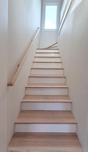 Solid Oak Stairway