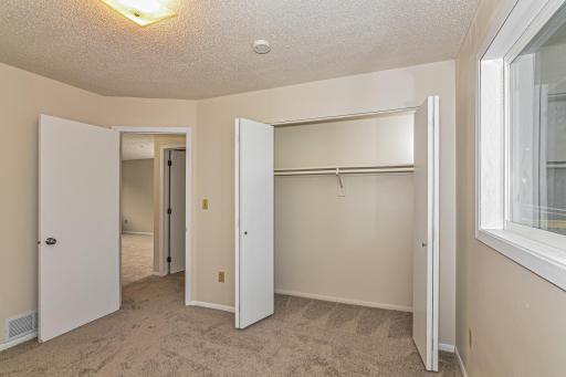 listing_13.jpg