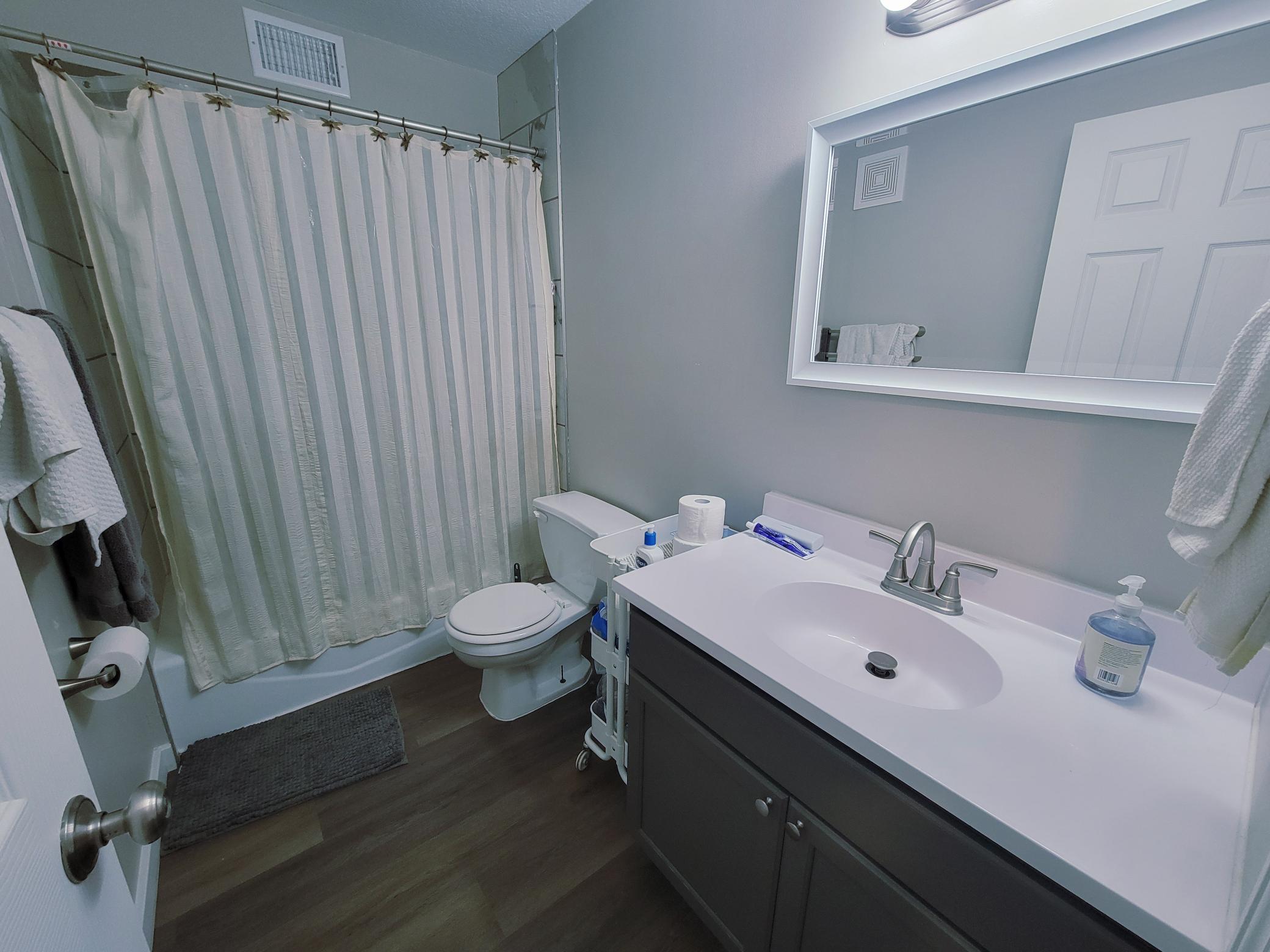 Unit 103 - 2 bed, 1 bath