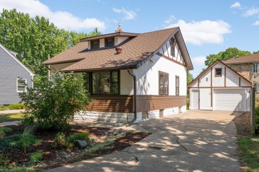 This home has a private driveway to the garage