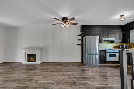 909 E Baker Street, Saint Joseph, MN 56374