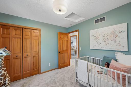16-web-or-mls-49th Ave-S2008-029.jpg