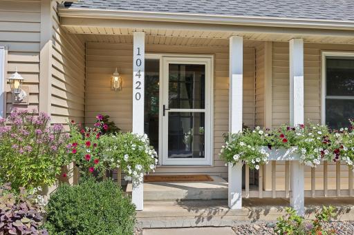 38-web-or-mls-49th Ave-S2008-006.jpg