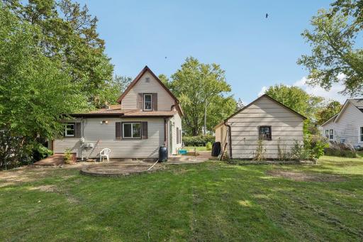 2229 Oak Hill Place, North Saint Paul, MN 55109