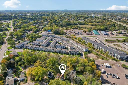 2229 Oak Hill Place, North Saint Paul, MN 55109
