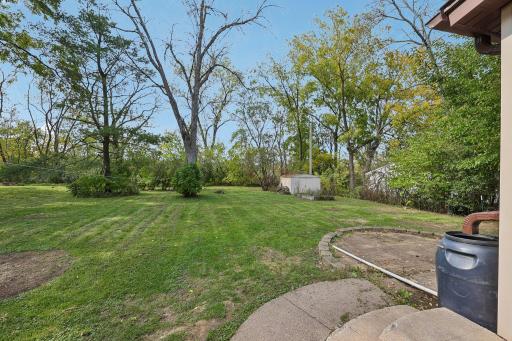 2229 Oak Hill Place, North Saint Paul, MN 55109