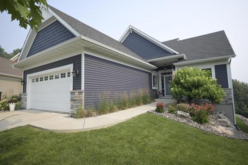 Detached villa-style home located in the Jeffers Pond neighborhood