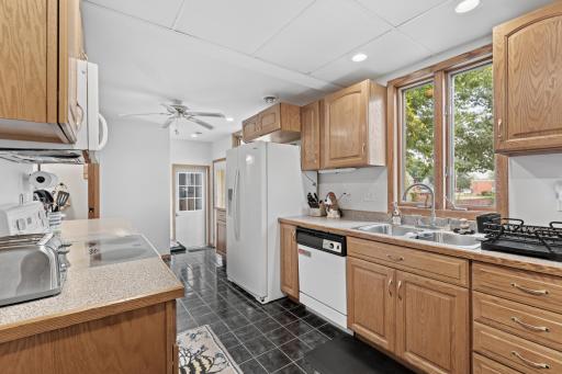 303 1st Street SW, Austin, MN 55912