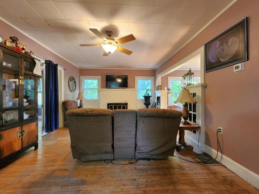 LivingRoom.jpg