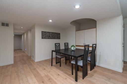 15-web-or-mls-317-meadow-woods-dr.jpg