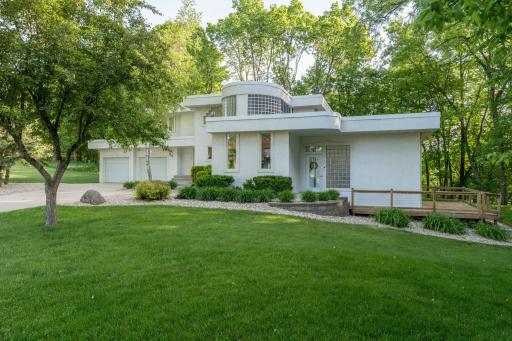 4-web-or-mls-317-meadow-woods-dr.jpg