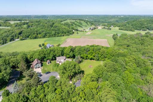 74-web-or-mls-317-meadow-woods-dr.jpg
