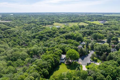 69-web-or-mls-317-meadow-woods-dr.jpg
