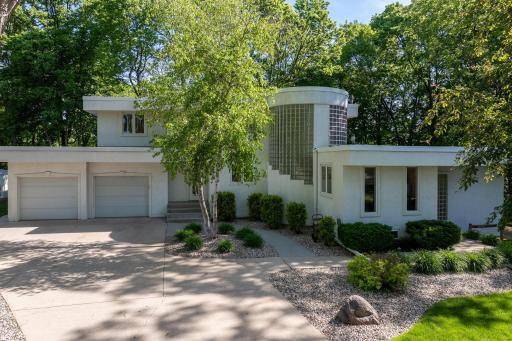 63-web-or-mls-317-meadow-woods-dr.jpg