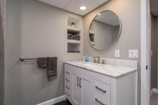 52-web-or-mls-317-meadow-woods-dr.jpg