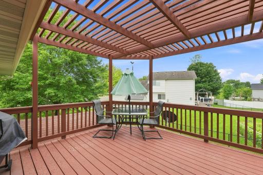 500 Maple Knoll Way NW, Saint Michael, MN 55376
