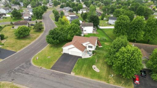 500 Maple Knoll Way NW, Saint Michael, MN 55376