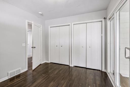 13. 5900 Queen Bedroom 2.jpg