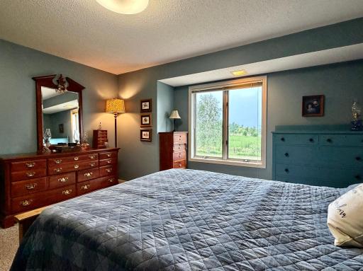 Primary Bedroom.jpeg