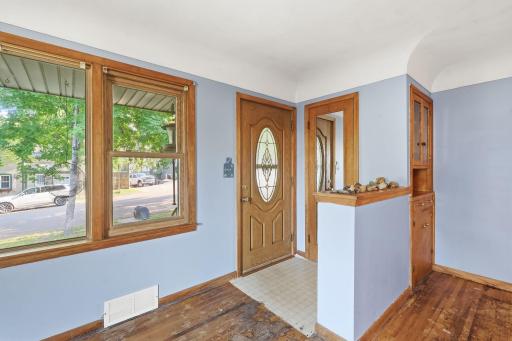 212 3rd Street E, Jordan, MN 55352